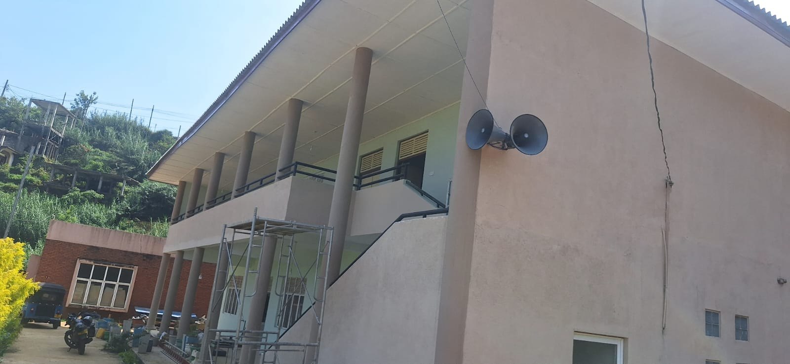 Two-storey school building constructed by Bluemoon Engineering at Ganapathi Tamil Vidyalaya